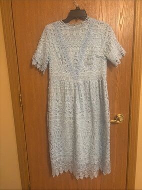 Delicate Light Blue Lace Midi Dress with V-Neck Trim